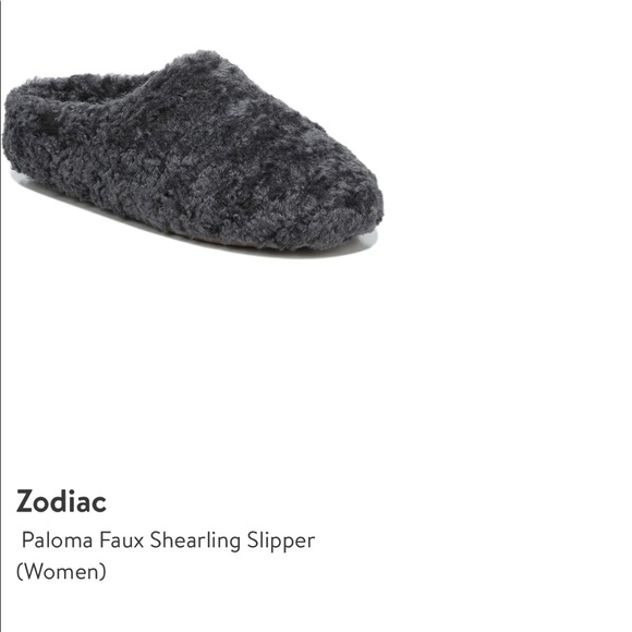 Size 11 Shearling Slipper - Picture 2 of 2